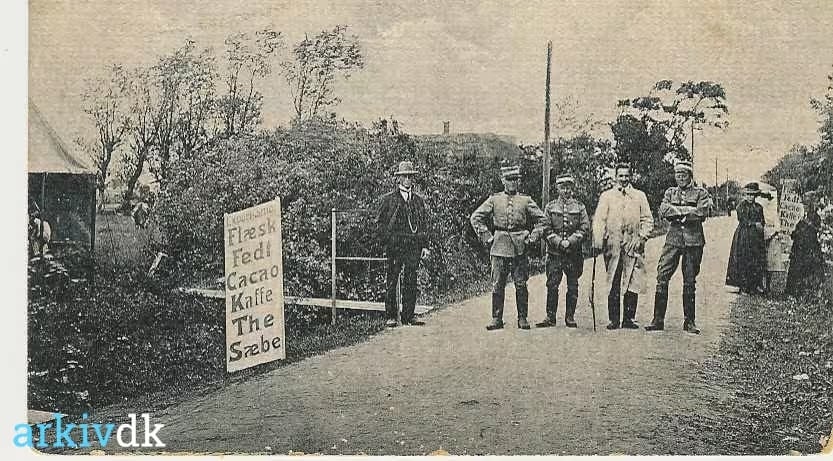 Grænsen Troldkær- Bastrup, "grænsekiosker" på den danske side